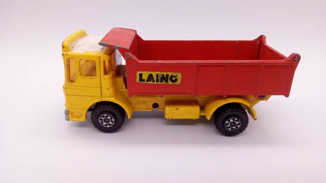 Camion Benne Matchbox Superkings K-37 - Leyland Tipper Laing - 1979 - Jaune
