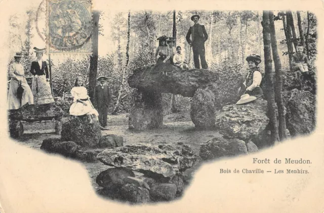 Cpa 92 Foret De Meudon Bois De Chaville Les Menhirs