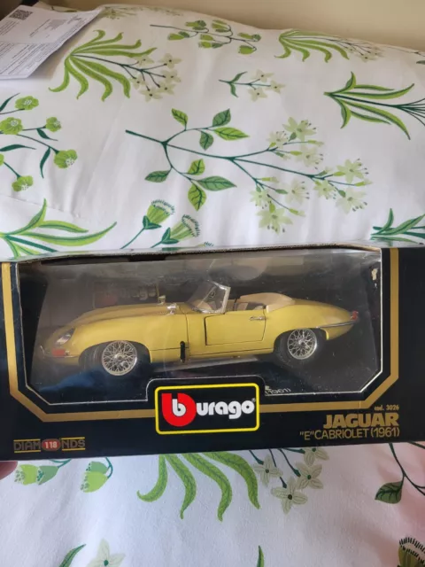 burago jaguar e cabriolet 1961