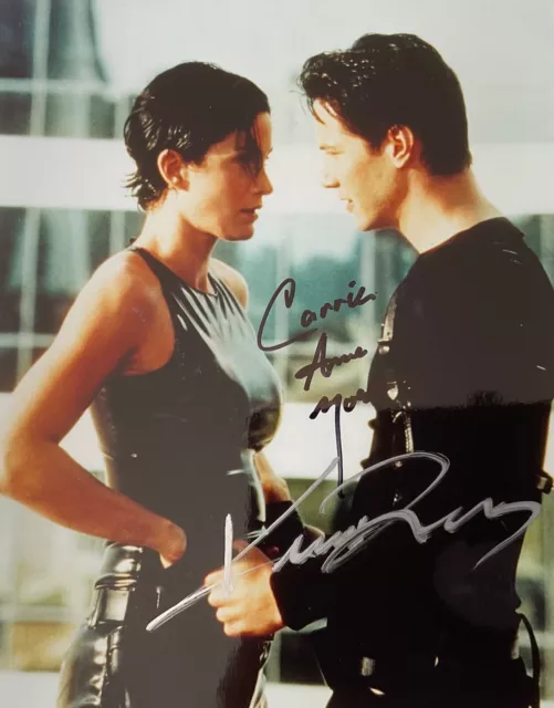 The Matrix Signed Keanu Reeves And Carrie-Ann Moss 10 x 8 inch photo. COA