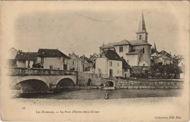 CPA LES ECHELLES ENTRE-DEUX-GUIERS - Le Pont d'Entre-deux-Guiers (1192840)