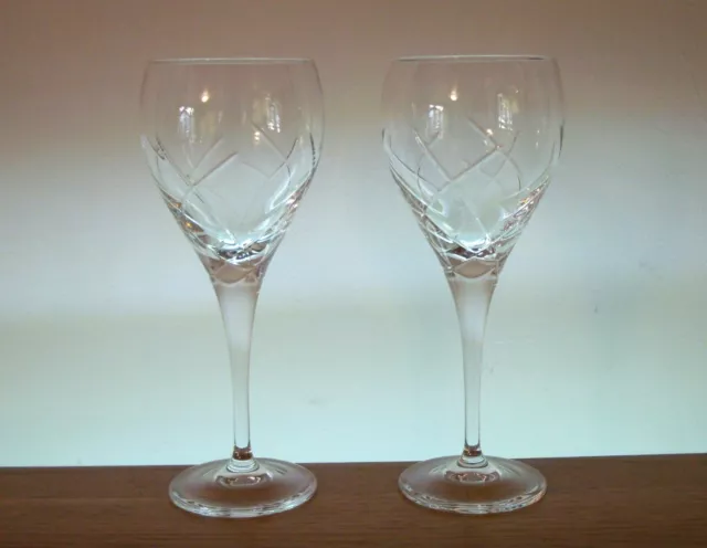 Pair Of Edinburgh Crystal ~ Storm Large Goblets In Excellent Condition