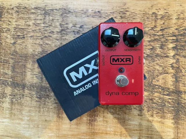 MXR M102 Dyna Comp Guitar Pedal with Box