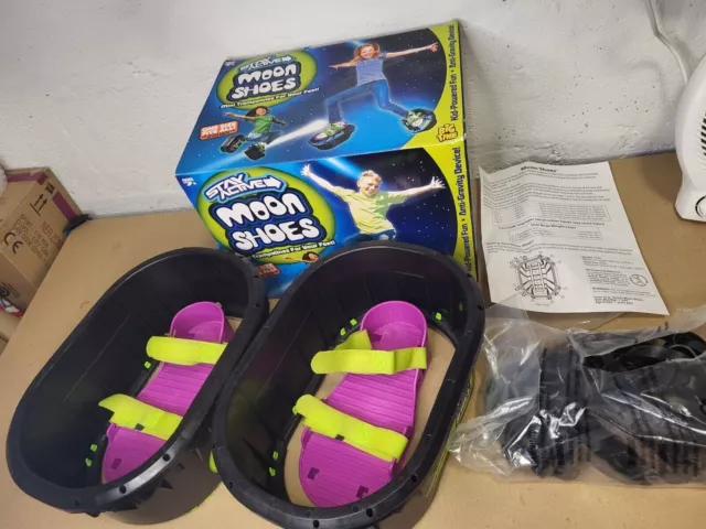 MOON SHOES BIG Time Mini Trampoline/ Space Boots for your feet Kids New ...