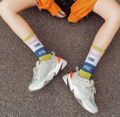 Sweaty Betty ~EU40 Femme Chaussettes Abstrait Motif Long Réchauffé Logo de Sport 