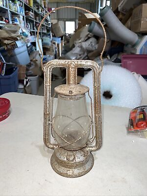 Vintage Antique Dietz Monarch NY USA Globe Railroad Barn Lantern Lamp