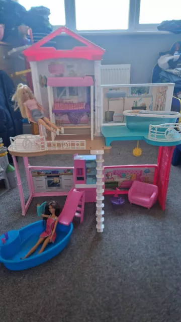 Barbie estate online dolls house
