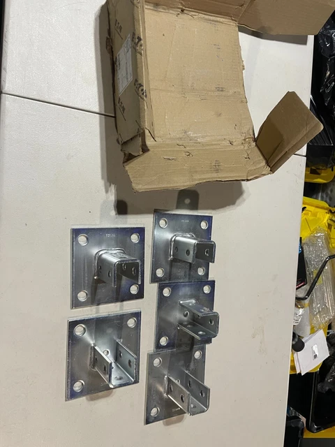 Box Of 5 Eaton B280SQZN Steel 4 Hole Square U Post Base