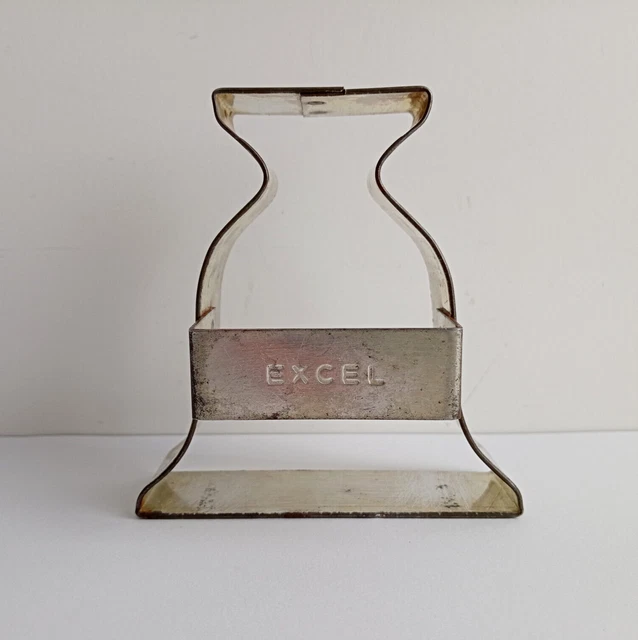 Emporte-pièce Pâtisserie Vintage - Outil Ancien Cuisine - Métal/plastique - Occasion
