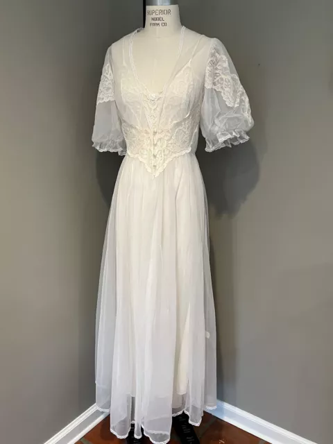 Vintage VAL MODE Peignoir Nightgown Robe Set Off White Lace Nylon  Bridal MEDIUM