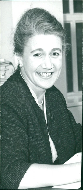 Patricia Butler - Vintage Photograph 2858940