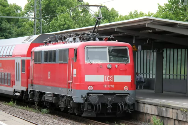 B138 35mm Slide DB Class 111 111078 @ Untertürkheim (2)