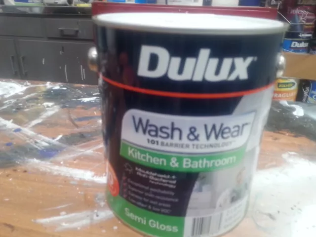 DULUX 4 LITRE WASH-WEAR INTERIO KIT&BATHROOM SEMI-GLOSS VIVID-WHITE colour paint