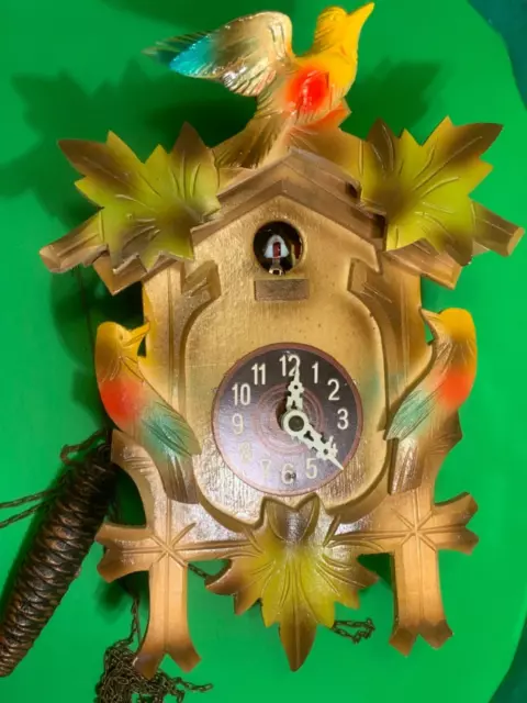 cookoo clock made in germany NOT WORKING! Repair or parts only