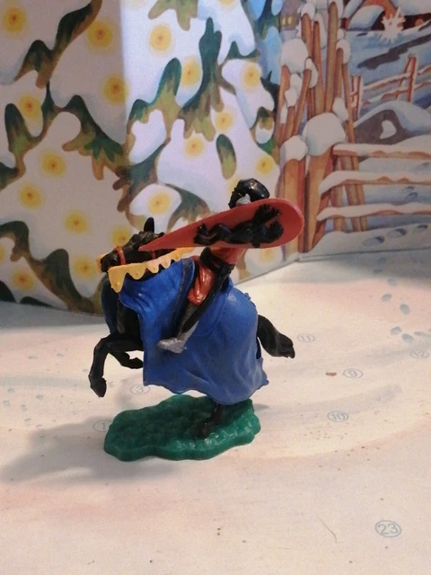 Jouet  FIGURINE TIMPO MOYEN AGE CAVALIER chevalier   piéton