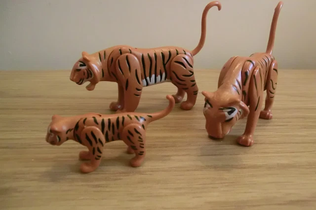 Playmobil tiger family sale