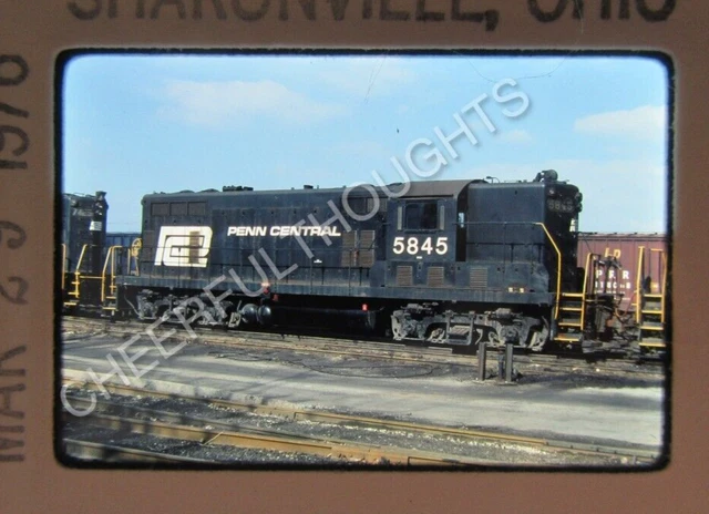 Original '76 Kodachrome Slide PC Penn Central 5845 GP7 Sharonville, OH     38V22