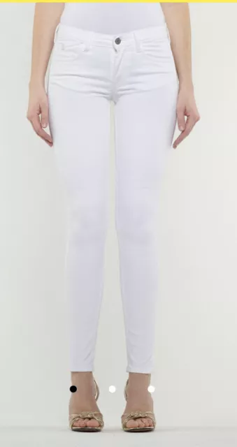 NEUF DESTOCKAGE JEANS Le Temps Des Cerises Slim Blanc Taille 38 39 Neuf 69 EUR 26 24 PicClick FR