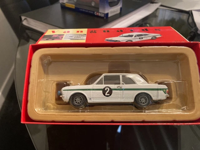Diecast model cars Ford Lotus 1/43 Trofeu Cortina RHD No.31 Marathon de la Route 1966 J.Ickx/G