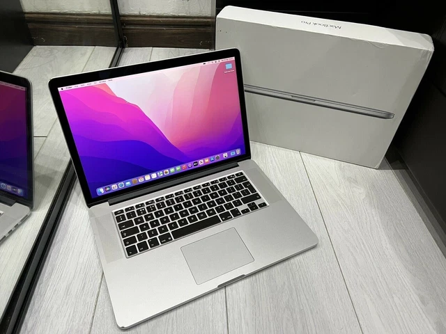 Apple MacBook Pro Retina 15.4" Mid 2015 256GB SSD 16GB Ram 2.2GHz Intel Core i7