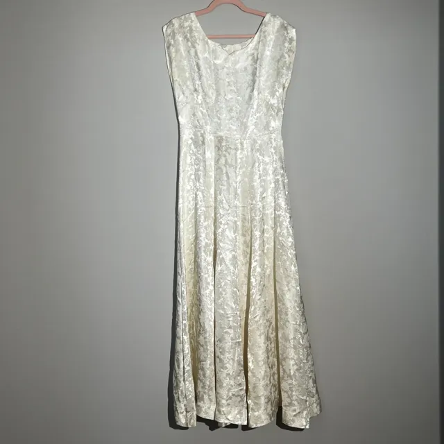 Vintage 1980s Does The 1940s Creamy White Handmade Simple Wedding Dress Medium