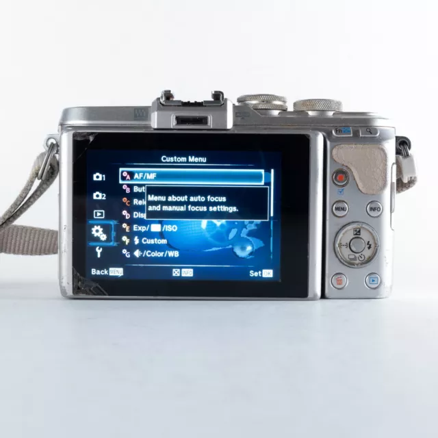 *Works but Read* Olympus PEN E-PL8 16.1MP Digital Camera - White (Body Only)_ 3