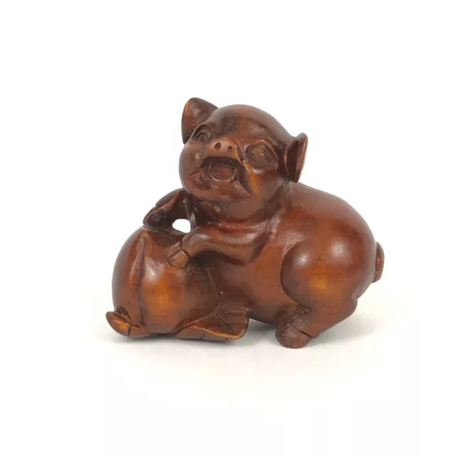 Japanese Wooden Boxwood Netsuke Hand Carved Piglet Pig w Giant Peach NOS 1 7/8"