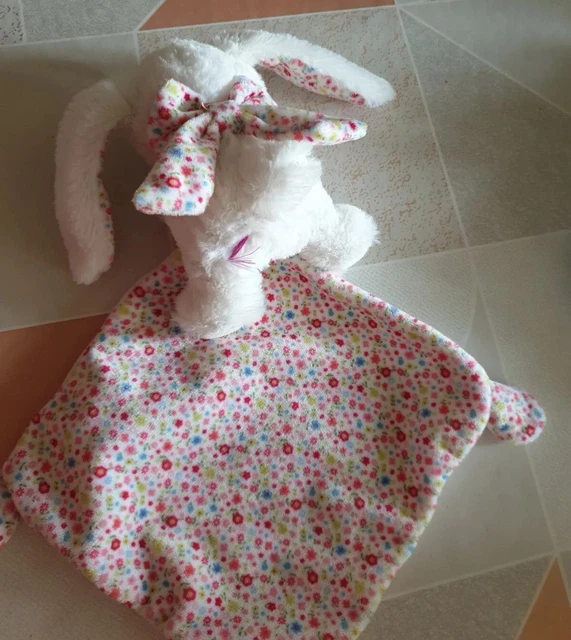 Peluche Doudou Pommette Lapin Blanc Et Rose Mouchoir Brodé Oiseau Fleurs 2