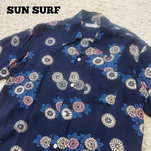 SUN SURF Hawaiian Aloha Shirt Navy Multi Rayon SS30464 Size-M Used