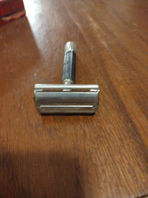Antique Vintage Gillette Safety Razor W/ Box 3