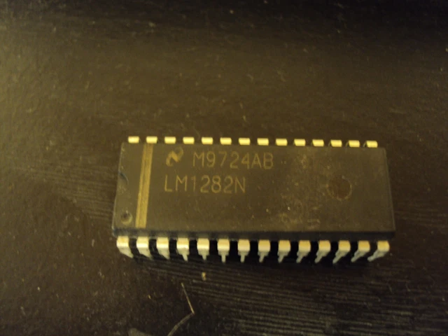 National LM1282N 110MHz RGB Video Amplifier System with On Screen Display nos