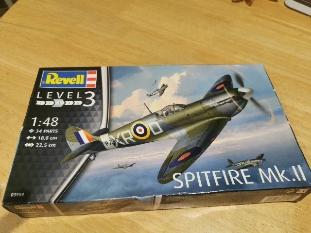 Revell Spitfire Supermarine Mk1 – Maquette 1/32, 34 Pièces, Niveau 3 – 18,8 Cm – Chasseur RAF Bataille D’Angleterre