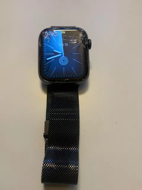 Apple Watch Serie 5 44 mm Aluminium schwarz Glas defekt