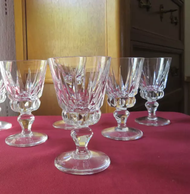 5 verres a liqueur en cristal de saint louis modèle Guernesey H 8,5 cm signé