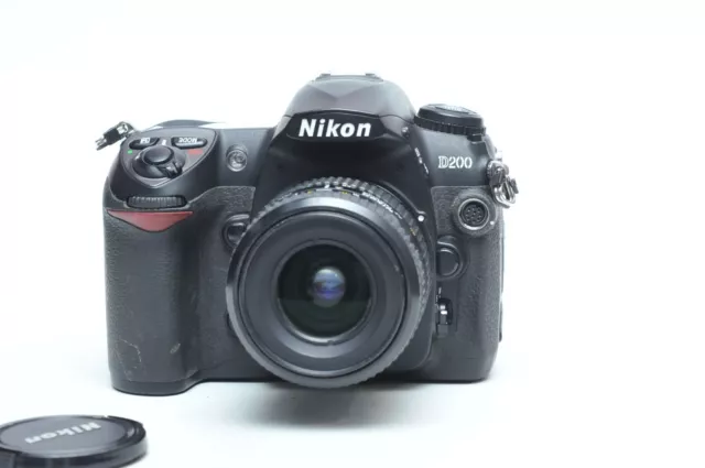 Nikon D200 10.2MP Digital SLR Camera W/AF 35-80mm Lens