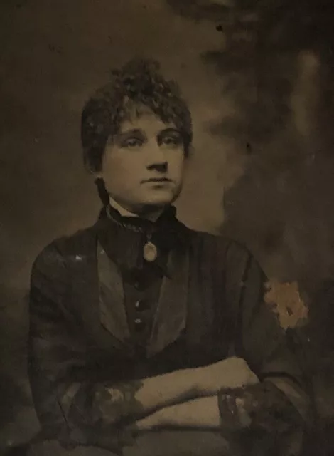 1860’s Tin Type Picture Young Woman
