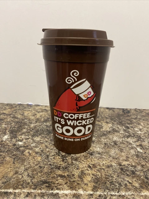2013 Dunkin Donuts Brown Plastic Travel Mug Maine Runs On Wicked Lobster Refill