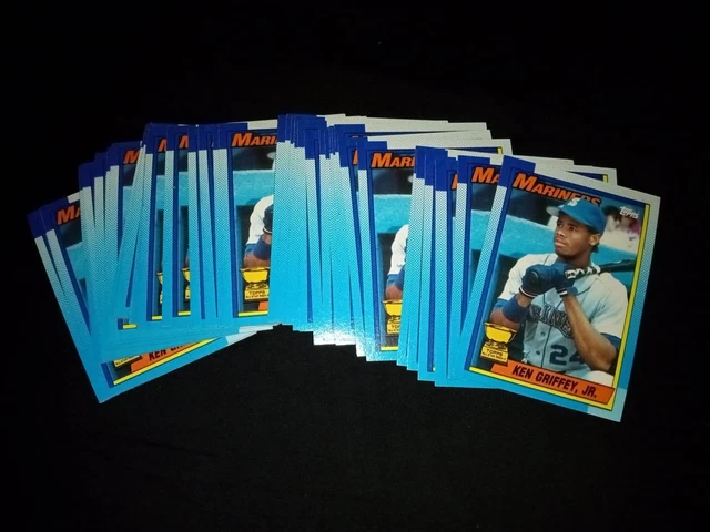 1990 Topps #336 Ken Griffey Jr. Rookie Baseball Card Lot of 20 Cards NM-MT+ 1990 Topps #336 Ken Griffey Jr. Rookie Baseball Card Lot of 20 Cards NM-MT+