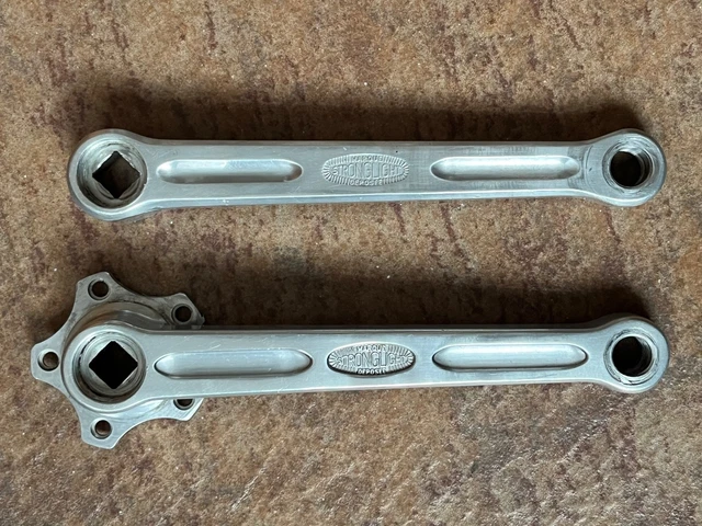 Plateau Intérieur 10/11V STRONGLIGHT ALU 7075 Type S 130mm