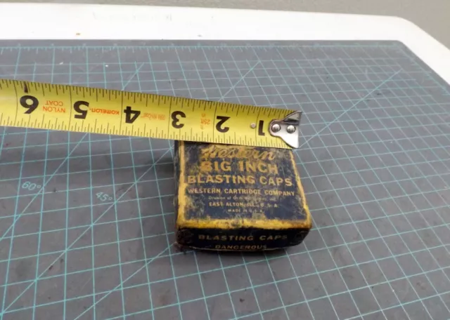Western Cartridge Company Empty Cardboard Blasting Caps box ( has finish  loss
