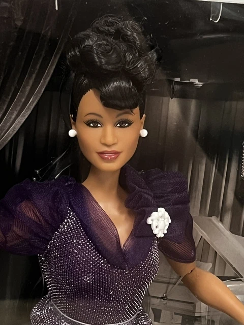 Ella Fitzgerald Barbie Doll Mattel Inspiring Women Curvy Articulated GHT86 NRFB
