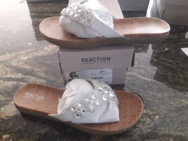 NEW Womens Kenneth Cole Reaction Glam-Athon Sandals, size 8.5      shoes