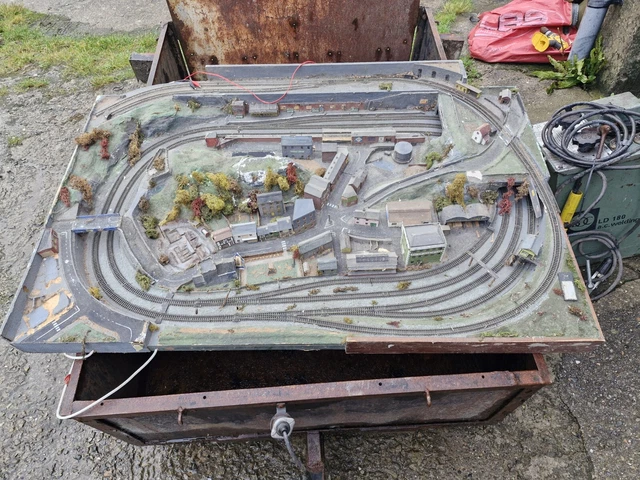 MODEL RAILWAY N Gauge Layout 1250 X 900 £300.00 - PicClick UK