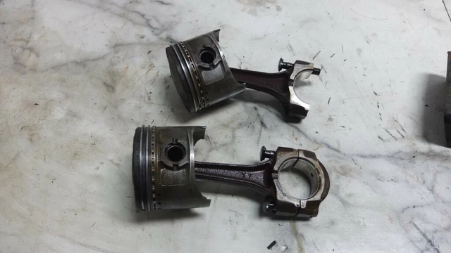 73 Yamaha TX500 Tx 500 Moteur Pistons Connexion Tiges