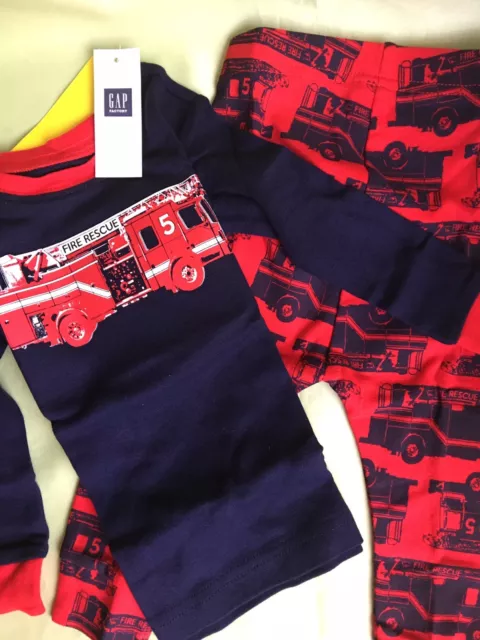 New babyGap Fire Rescue Redwagon 2 Piece Long Sleeve Pajama Set Sz 6-12M