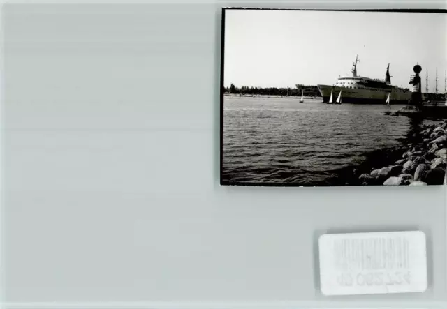 40062724 - 2401 Travemuende MS Kronprins Carl Gustav Hafen