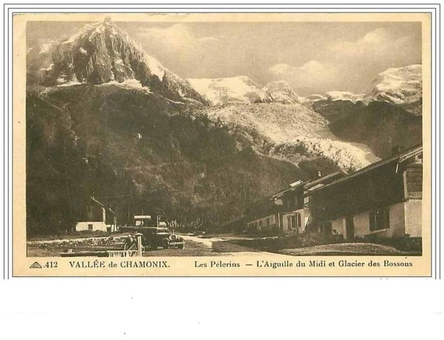 Chamonix-Mont-Blanc - 74 chamonix - sortie de lagrotte du glacier des Chamonix-Mont-Blanc - 74 chamonix - sortie de lagrotte du glacier des
