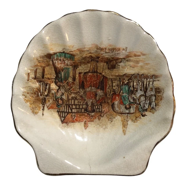 Sandland Ware Olden Days 4” Trinket Scallop Dish Shell Porcelain England Vintage