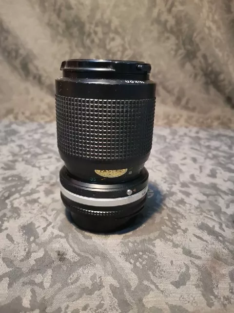 Objektiv Nikon Nikkor Zoom 35-105 mm, 1:3,5 - 4,5, 2060357