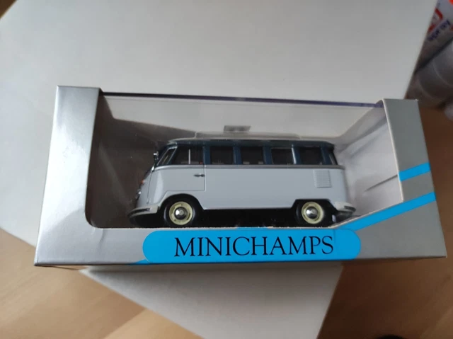 VW BUS SAMBA - Minichamps 1:43 EUR 25,00 - DE